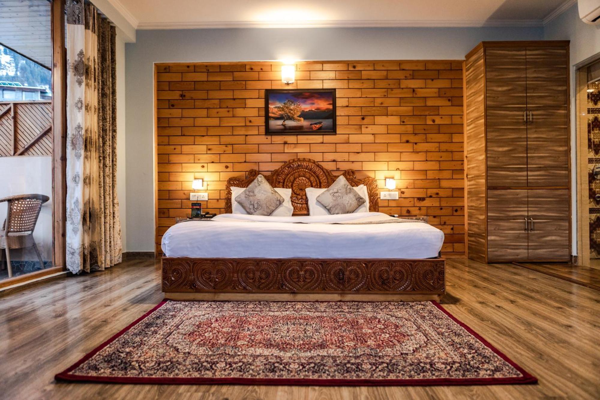 Snow Flakes Resort And Spa Centrally Heated Luxury Resort Manali  Exterior photo
