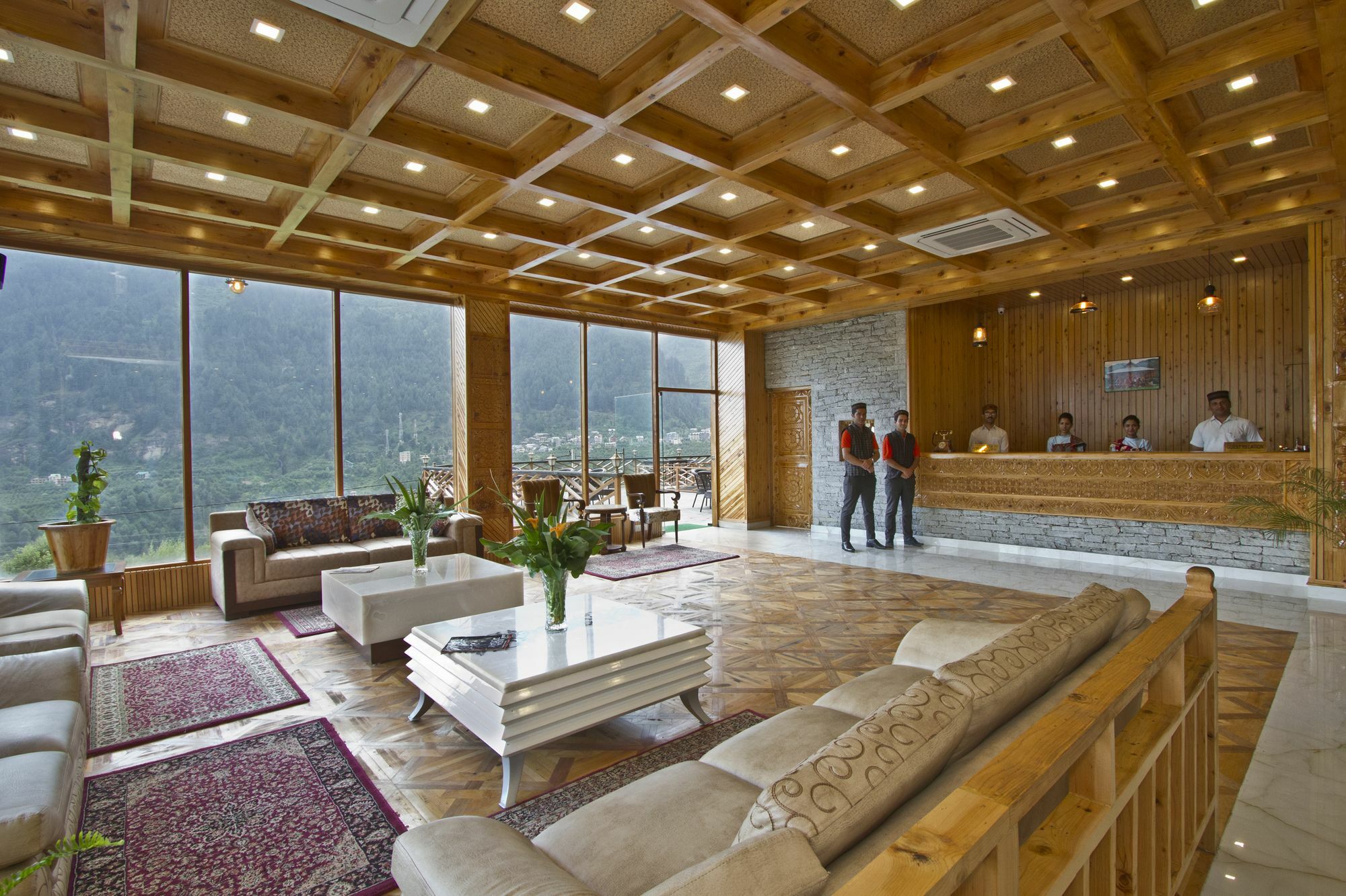 Snow Flakes Resort And Spa Centrally Heated Luxury Resort Manali  Exterior photo
